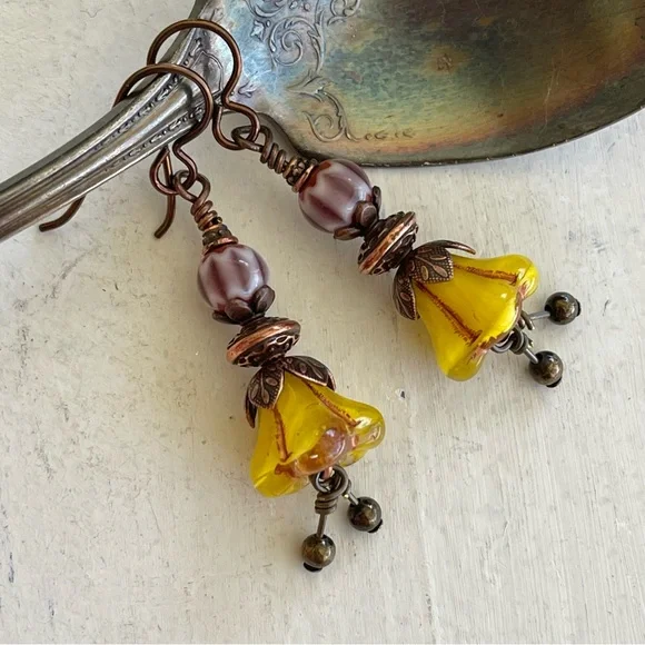 ARTISAN Earrings “Fall Bouquet” - Dangles - Picture 4 of 9